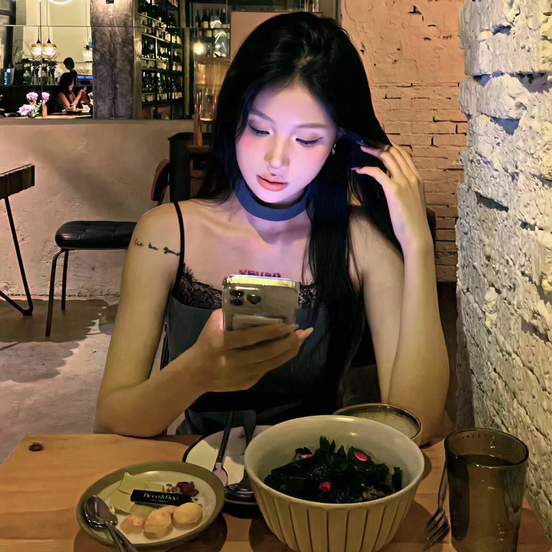 蜡笔小新:谜团!花之天下春日部学院